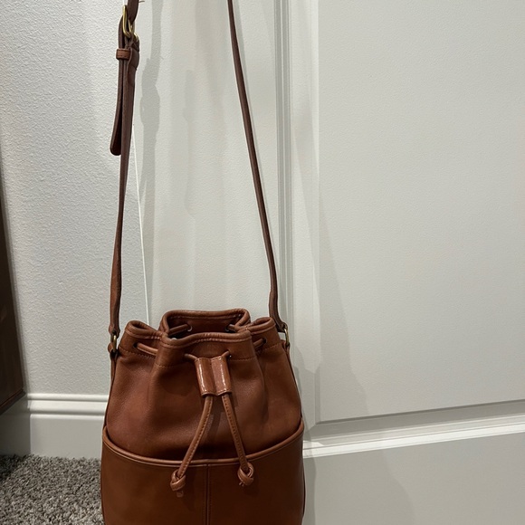 Coach Handbags - Elegant Brown Leather Bucket Bag